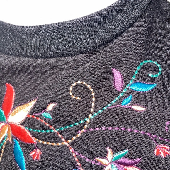 Vintage 90’s BLAIR women’s embroidered dress casual sweatshirt // Large - Picture 3 of 5